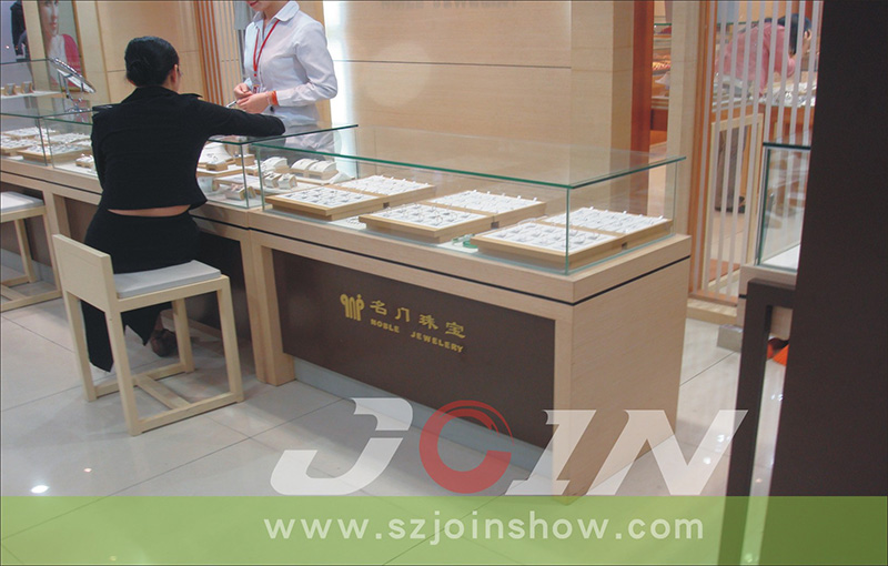 名门珠宝/珠宝店